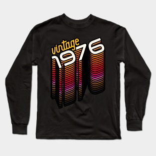 Vintage Made in 1976 ))(( Retro Birthday Year Gift Long Sleeve T-Shirt